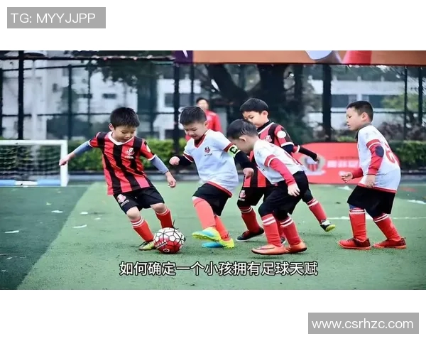 足球明星与孩子欢乐互动展现父爱温情瞬间