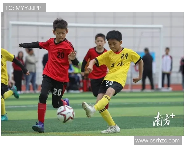 高清足球明星模型展示细腻捕捉运动员风采与激情瞬间