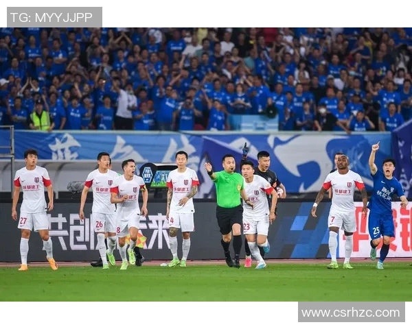 成都足球队配合实力飙升创造历史新高排名引发关注